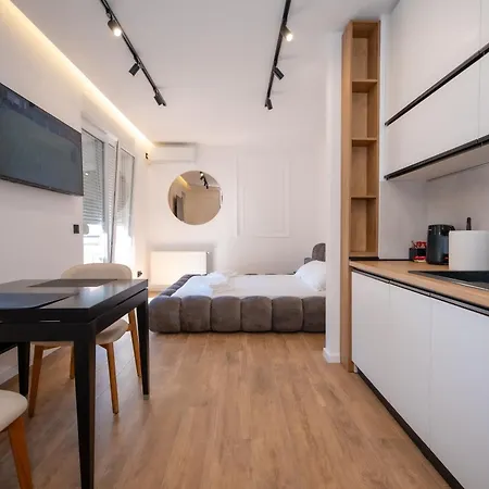 Apartment Zuma Lux Kragujevac