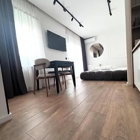 Zuma Lux Apartment