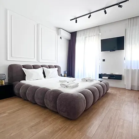 Zuma Lux Apartman *