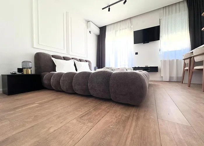 Zuma Lux 아파트 *